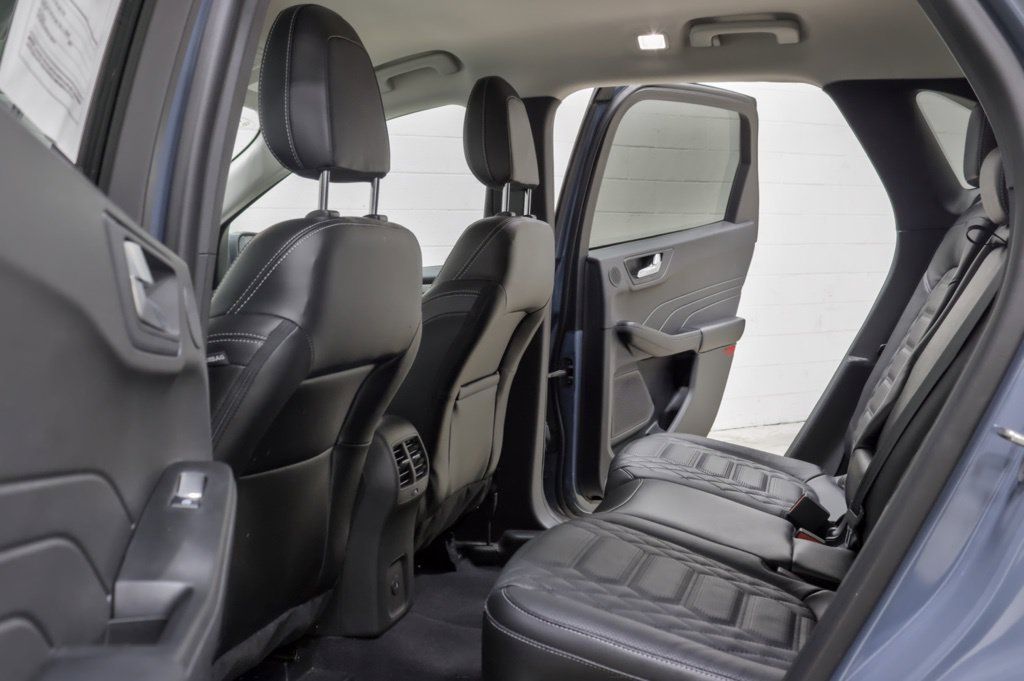 Used 2023 Ford Escape SE w/ PHEV Premium Package FWD image 28