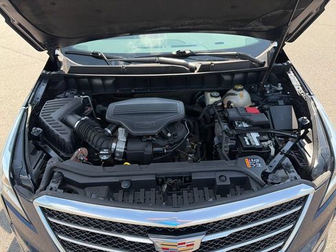 Used 2018 Cadillac XT5 Luxury w/ LPO, Sport Package AWD/4WD image 22