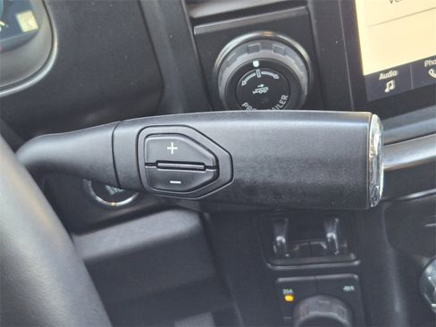 Used 2024 Ford F250 Lariat w/ Lariat Ultimate Package image 28