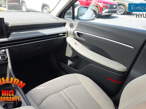 Used 2025 Hyundai Sonata SEL FWD image 28