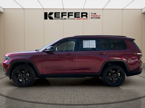 Certified 2025 Jeep Grand Cherokee L Altitude AWD/4WD image 2