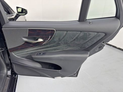 Used 2018 Lexus LS 500 AWD image 47