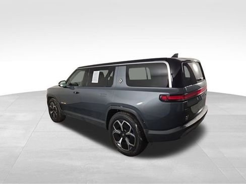 Used 2023 Rivian R1S Adventure image 10
