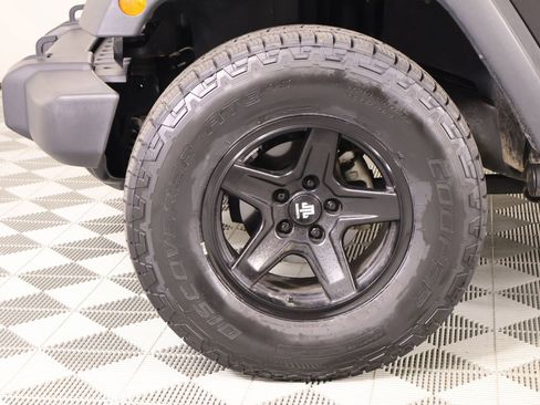 Used 2017 Jeep Wrangler Unlimited Sport w/ Quick Order Package 24S image 15