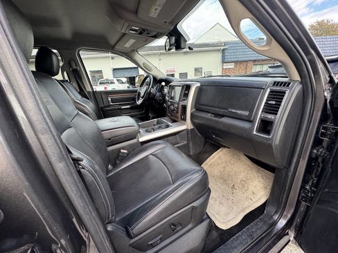 Used 2016 RAM 3500 Laramie image 68