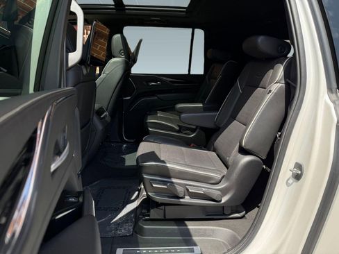 Used 2021 Cadillac Escalade ESV Sport w/ Driver Assist Tech Package RWD image 12