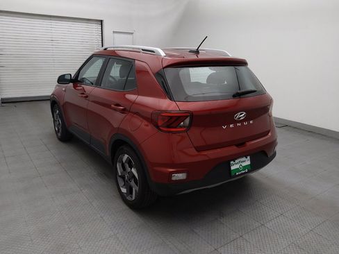Used 2025 Hyundai Venue SEL FWD image 5