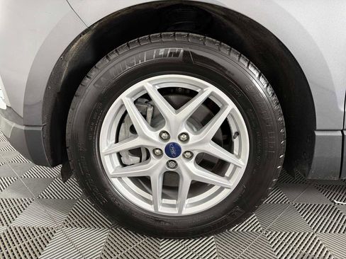 Used 2021 Ford Edge SEL w/ Convenience Package image 9