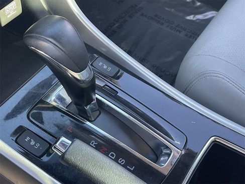 Used 2017 Honda Accord EX-L image 28