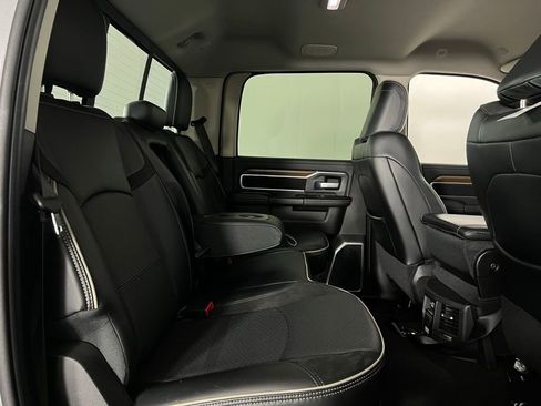 Used 2024 RAM 2500 Laramie image 28