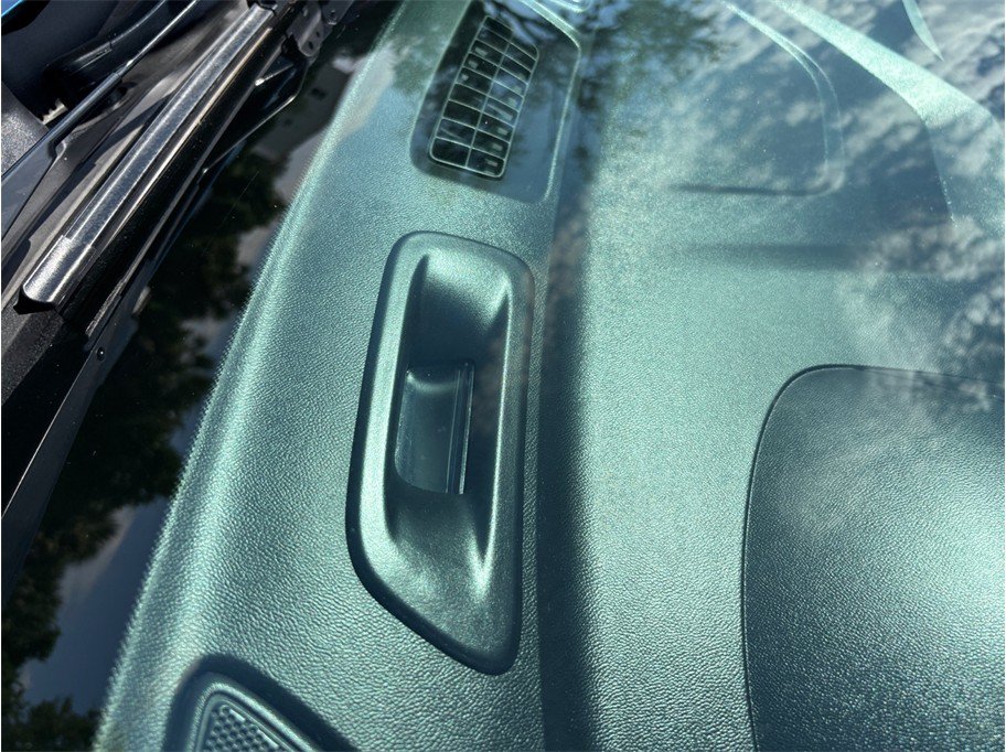 Used 2023 Chevrolet Equinox LS FWD image 14