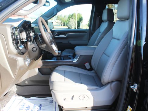 New 2026 GMC Sierra 1500 SLT w/ SLT Premium Plus Package image 30