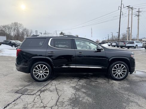 Used 2023 GMC Acadia Denali w/ Denali Ultimate Package image 8