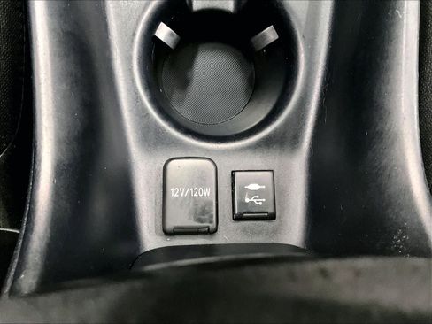 Used 2019 Toyota Prius LE image 35