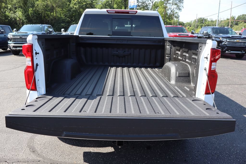 New 2026 Chevrolet Silverado 1500 RST w/ Convenience Package II AWD/4WD image 26