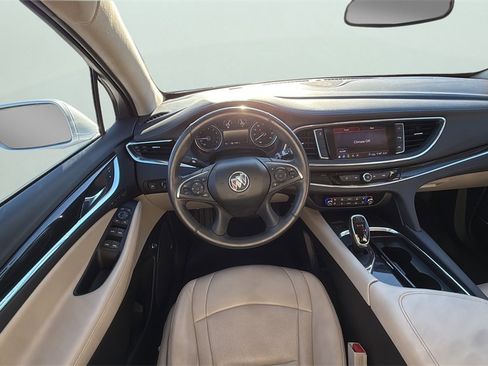 Used 2020 Buick Enclave Premium w/ Sun and Sites Package image 17