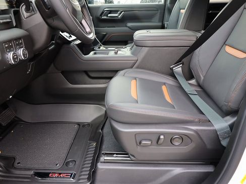 New 2026 GMC Sierra 3500 AT4 w/ AT4 Premium Plus Package image 11