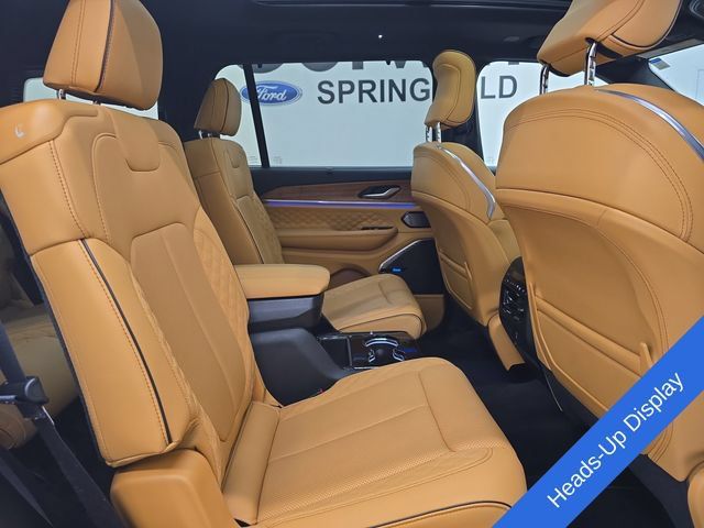 Used 2026 Jeep Grand Cherokee L Summit w/ Obsidian Package AWD/4WD image 12