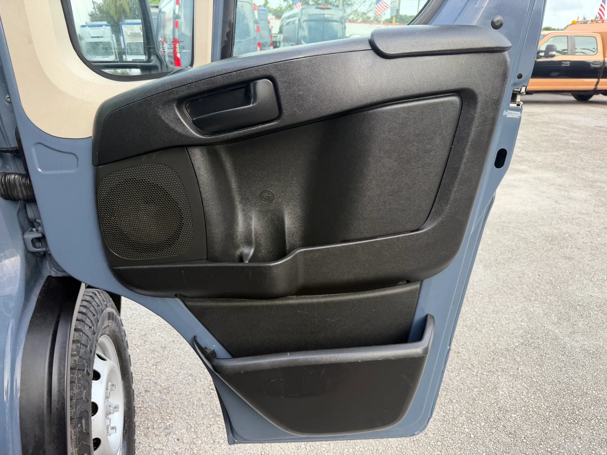 Used 2021 RAM ProMaster 3500 FWD image 17