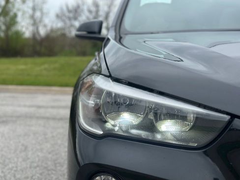 Used 2018 BMW X1 xDrive28i AWD/4WD image 12
