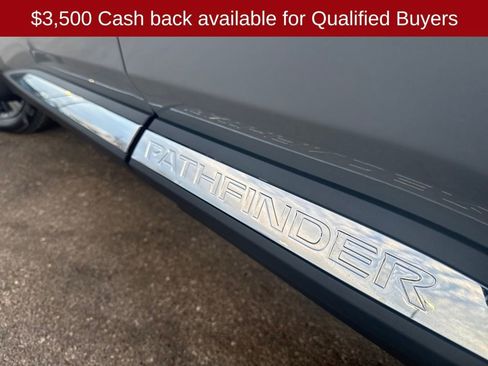 New 2026 Nissan Pathfinder Platinum image 42