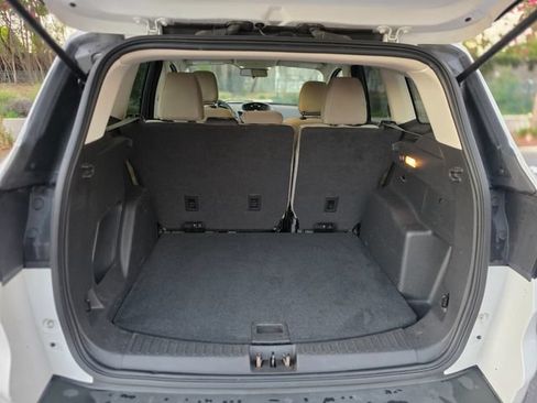 Used 2018 Ford Escape SE FWD image 44