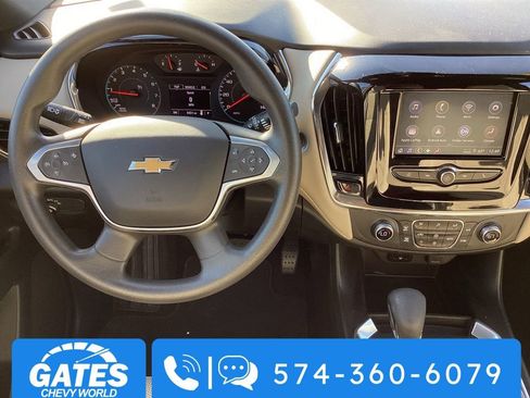 Used 2023 Chevrolet Traverse LS image 15