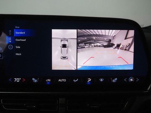 Used 2024 Chevrolet Equinox EV FWD RS w/2RS image 27