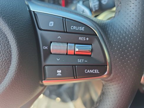 Used 2020 Genesis G70 2.0T w/ Prestige Package image 20