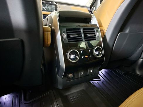 Used 2019 Land Rover Range Rover Sport HSE Dynamic image 16