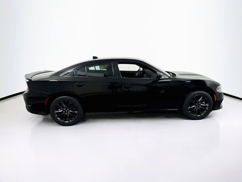 Used 2022 Dodge Charger GT w/ Blacktop Package AWD/4WD image 4
