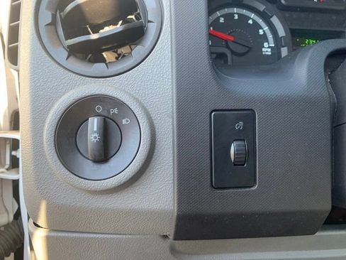 Used 2013 Ford E-250 and Econoline 250 w/ PWR Group RWD image 22