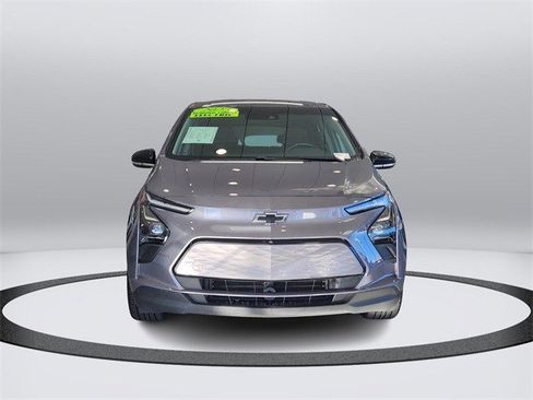 Used 2023 Chevrolet Bolt LT w/ Infotainment Package image 5