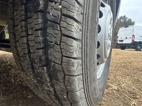 New 2025 RAM ProMaster 2500 w/ Convenience Group image 19