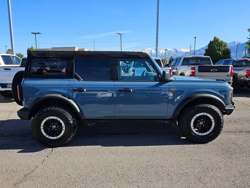Used 2023 Ford Bronco Badlands AWD/4WD image 2