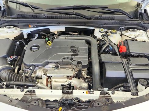 Used 2024 Chevrolet Malibu LT FWD image 37