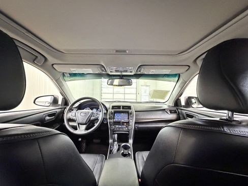 Used 2017 Toyota Camry XLE FWD image 24
