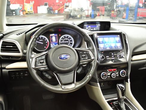 Used 2022 Subaru Forester Limited AWD/4WD image 8