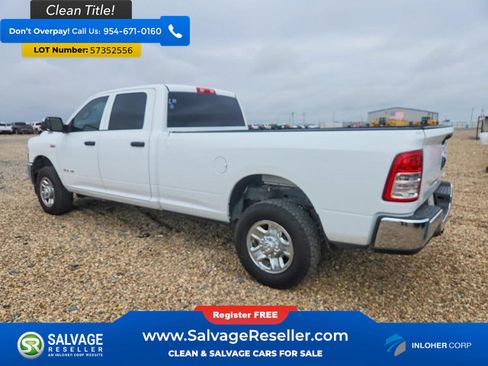 Used 2022 RAM 2500 Tradesman w/ Chrome Appearance Group AWD/4WD image 3