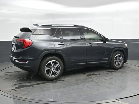 Used 2018 GMC Terrain SLT w/ Preferred Package image 2