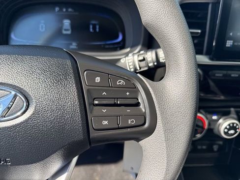 Used 2026 Hyundai Venue SE image 23