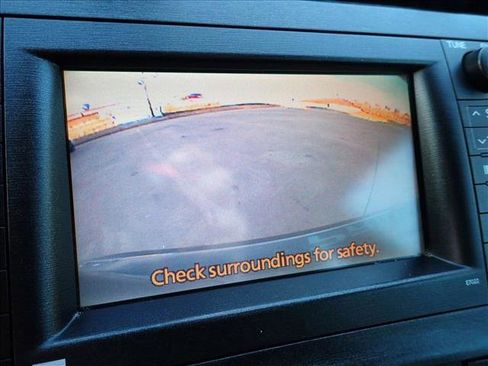 Used 2010 Toyota Prius Five image 21