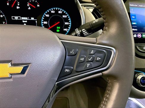 Used 2019 Chevrolet Malibu LT w/ Leather Package image 18