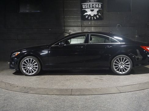 Used 2018 Mercedes-Benz CLS 550 4MATIC image 2