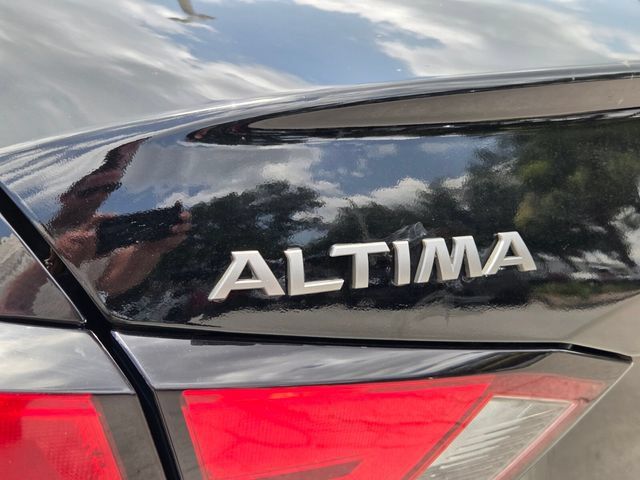 Used 2023 Nissan Altima 2.5 SV AWD/4WD image 10