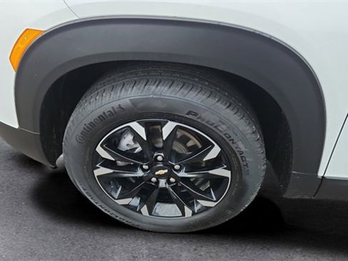 Used 2023 Chevrolet TrailBlazer LT w/ Convenience Package image 18
