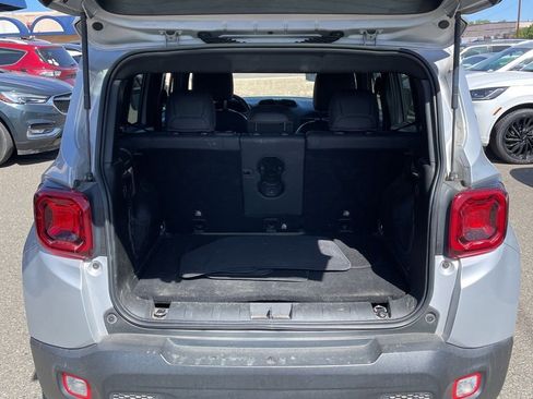 Used 2020 Jeep Renegade Altitude AWD/4WD image 12