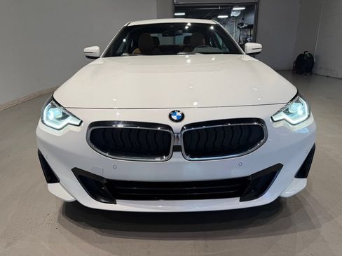 Used 2022 BMW 230i Coupe w/ Premium Package 2 RWD image 4