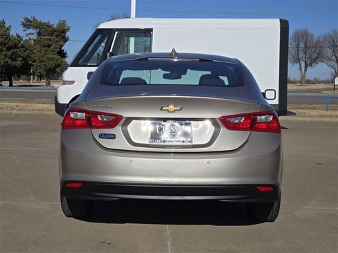 Used 2025 Chevrolet Malibu LT image 6