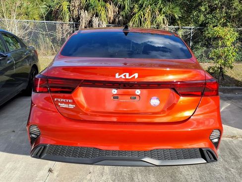 Used 2023 Kia Forte LXS w/ LXS Technology Package image 5